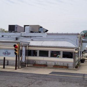 Nancy's Main Street Diner